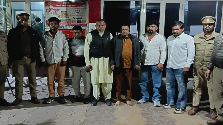 66963247-1765972276485-1765972302119